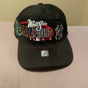 New Era New York Yankees 1998 World Series Champions Vintage Adjustable Hat